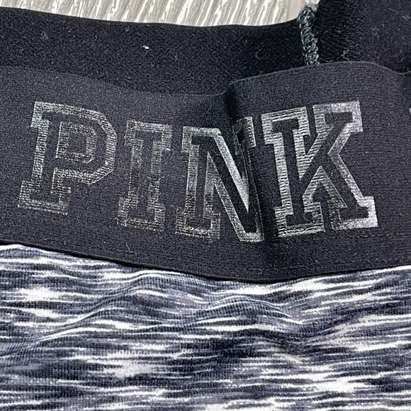 Victoria's Secret PINK Athletic Cropped Leggings - Y2K Vibe - Picture 3 of 9